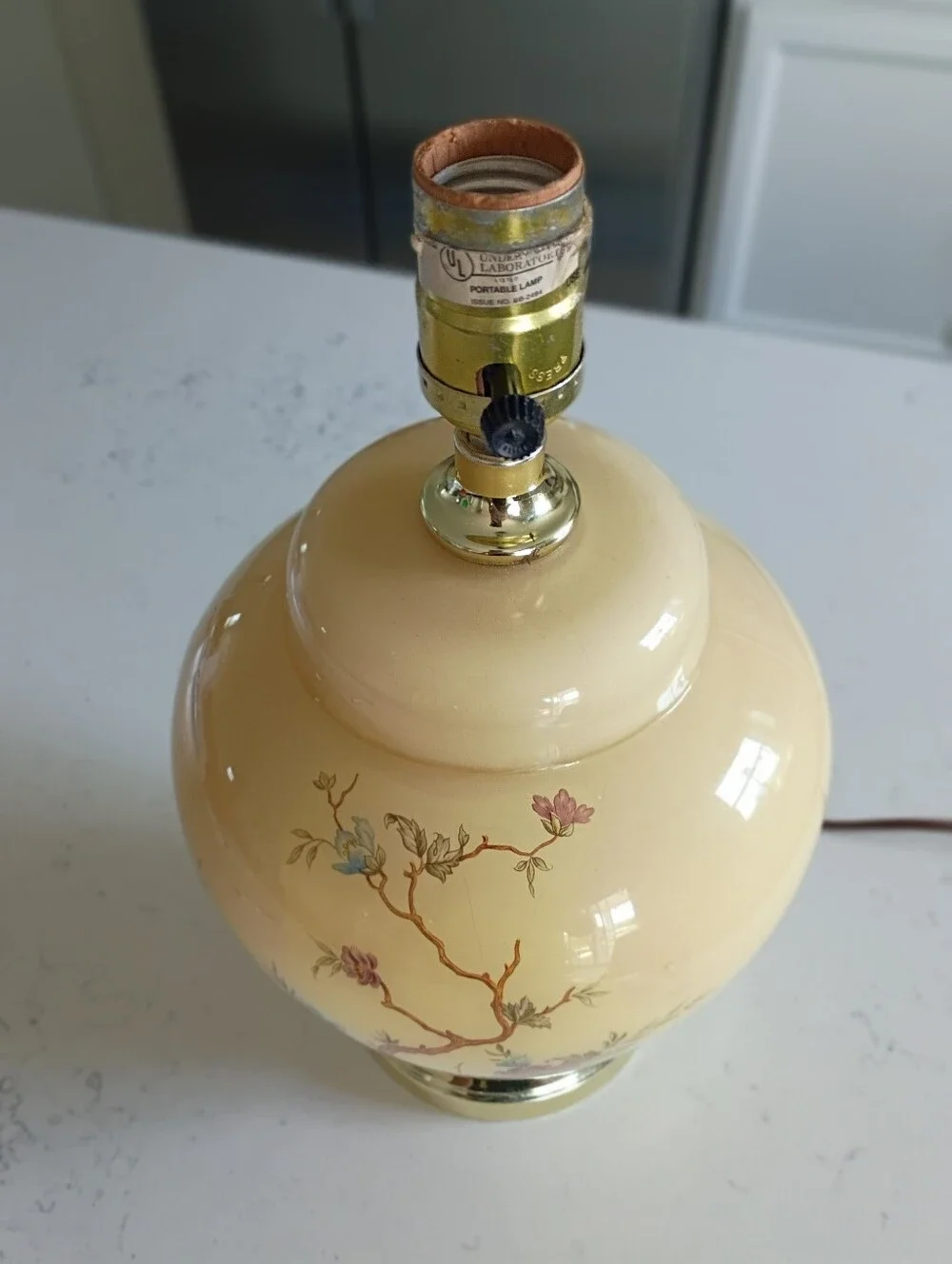Vintage Floral Ginger Jar Table Lamp.